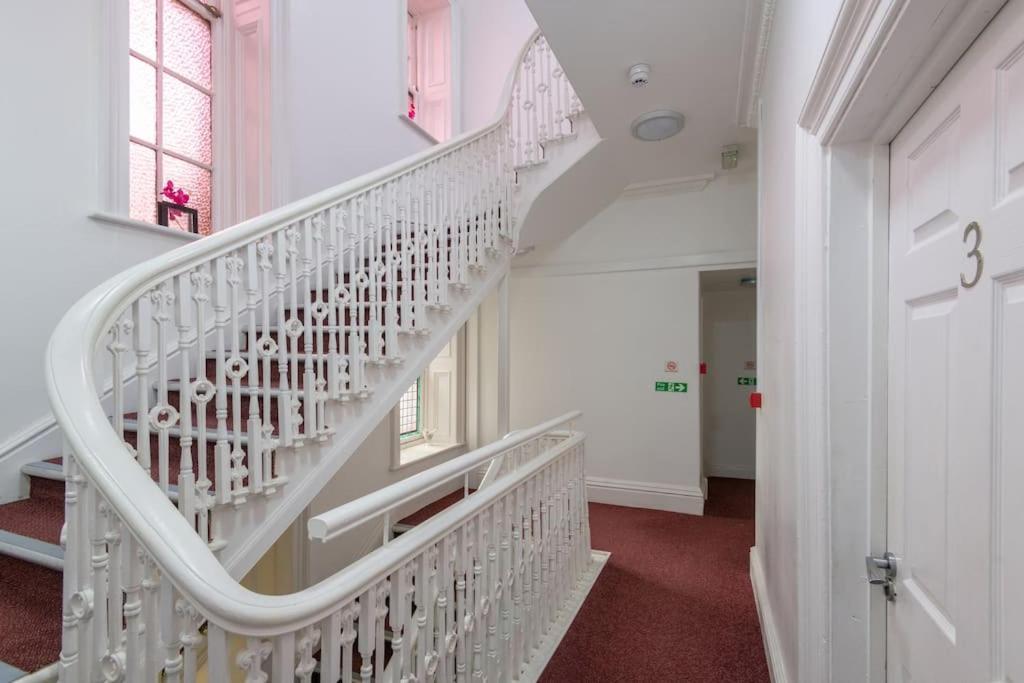 Castlebank House Flats, ดิงวอลล์ ภายนอก รูปภาพ