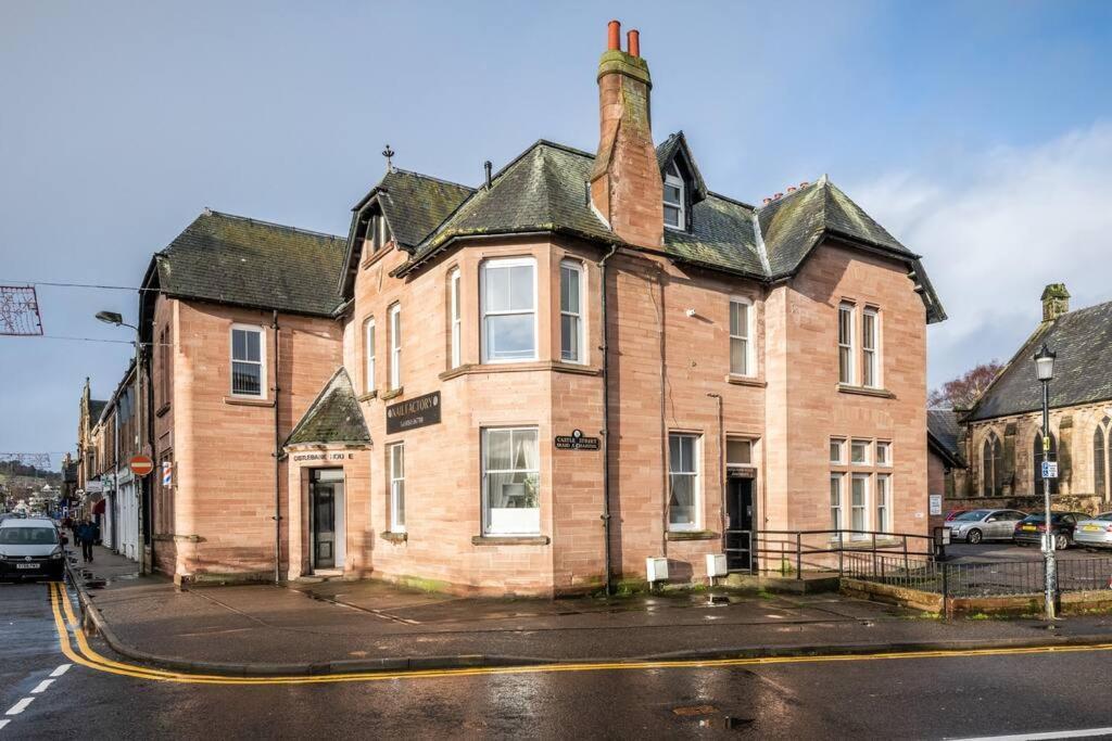 Castlebank House Flats, ดิงวอลล์ ภายนอก รูปภาพ