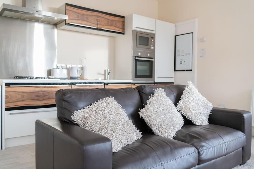 Castlebank House Flats, ดิงวอลล์ ภายนอก รูปภาพ